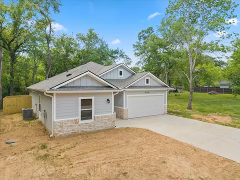 114 Granada St, Payne Springs, TX 75156