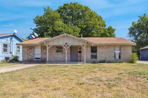 622 Power Dr, Duncanville, TX 75116