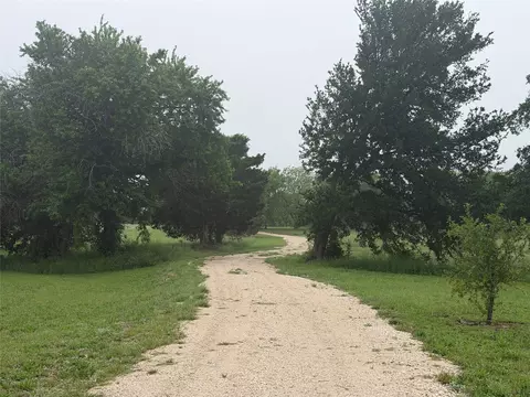 627 Homer Smith, Van Alstyne, TX 75491