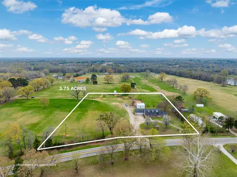 1876 Fm 906 E, Powderly, TX 75473