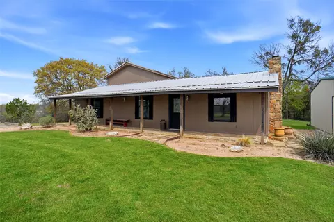 4987 Veal Station Rd, Weatherford, TX 76085
