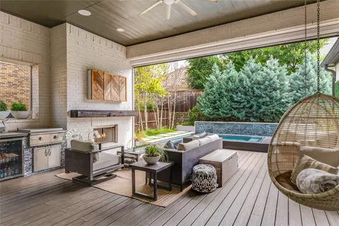 984 Thoroughbred Ave, Frisco, TX 75036