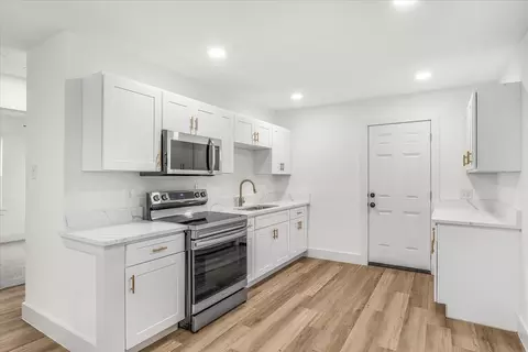 3744 S Hughes Ave, Fort Worth, TX 76119