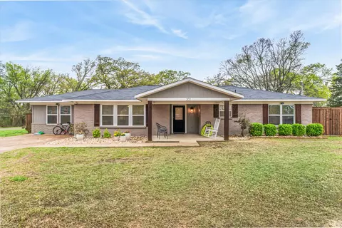201 N Lamar St, Edgewood, TX 75117