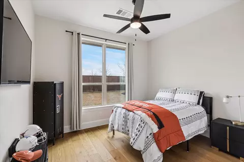 Bedroom - 7412 Black Bear Ln, Argyle, TX 76226 photo 4 of 5