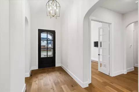 Entry Way - 7412 Black Bear Ln, Argyle, TX 76226 photo 1 of 3