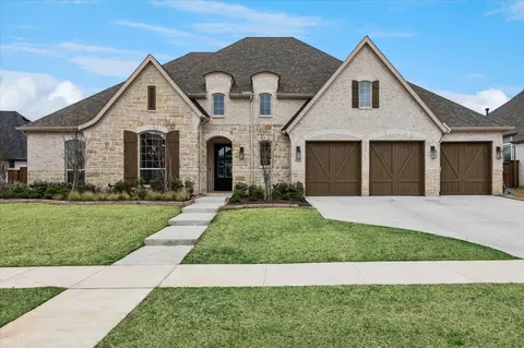 Exterior - 7412 Black Bear Ln, Argyle, TX 76226 photo 1 of 5