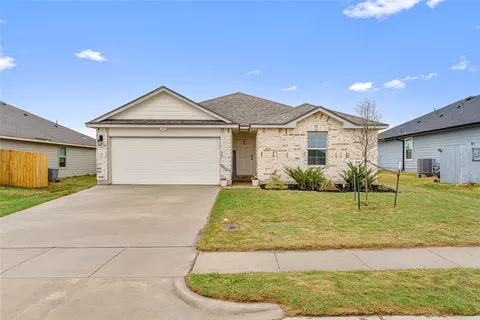 7121 Guadalupe Rd, China Spring, TX 76633