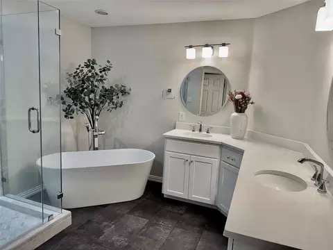 2214 Carlisle St, Bedford, TX 76021