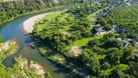 8820 Ravenswood Rd, Granbury, TX 76049