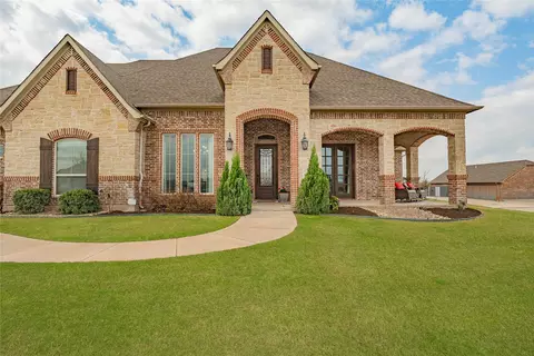 239 Bearclaw Cir, Aledo, TX 76008