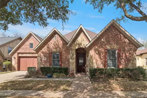 6411 Tuscany Park Dr, Arlington, TX 76016