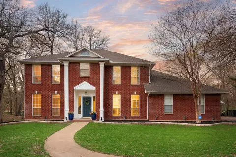 1738 Creek Bend Dr, Midlothian, TX 76065