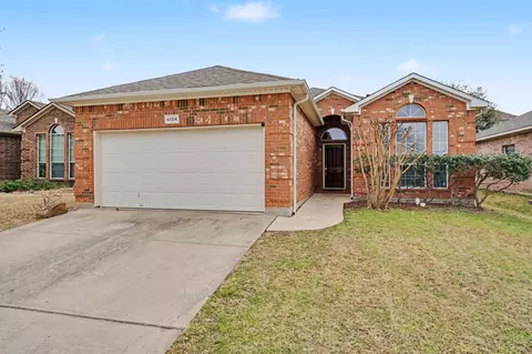 4104 Ellenboro Ln, Fort Worth, TX 76244