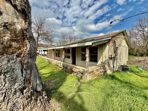 503 SW 15th Ave, Mineral Wells, TX 76067