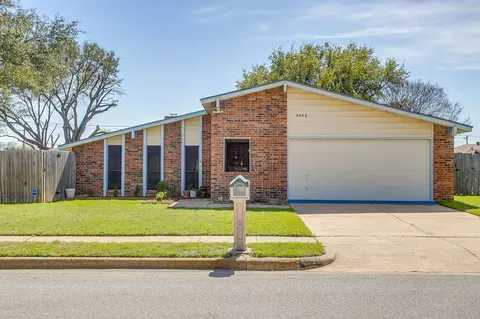 4028 Engleman St, Fort Worth, TX 76137