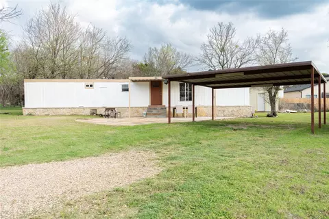 903 Battle Creek Rd, Granbury, TX 76048