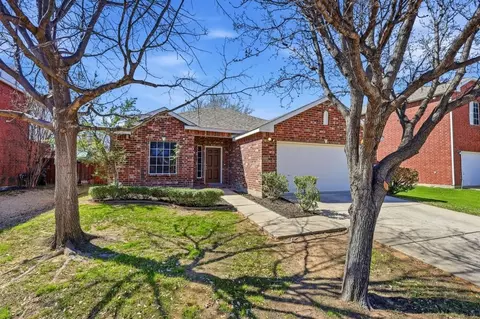 4608 Cattail Ln, Denton, TX 76208