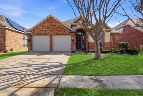 2565 Pinnacle Point Dr, Grand Prairie, TX 75054