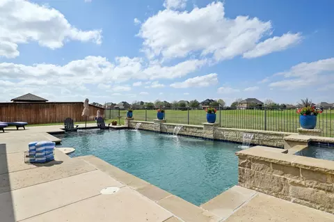 2821 Castlereach St, Trophy Club, TX 76262