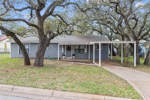 3803 2nd St, Brownwood, TX 76801