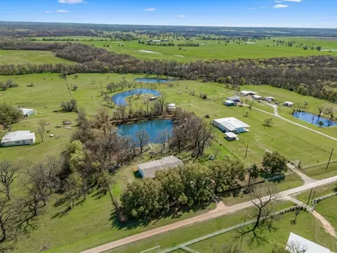 1711 County Road 0070, Corsicana, TX 75109