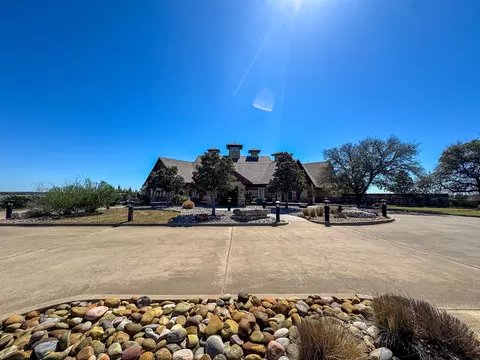 8441 Carnegie St, Cleburne, TX 76033 photo 8