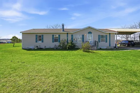 9121 Montana St, Joshua, TX 76058