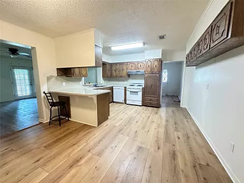 127 Lawrence Dr, Haughton, LA 71037
