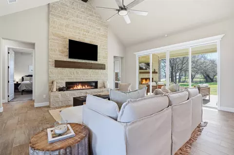 1001 Bear Creek Ranch Rd, Aledo, TX 76008