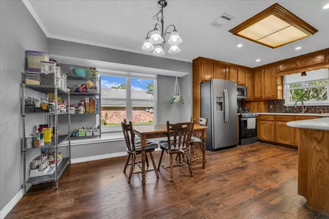 Kitchen - 232 Crescent, Hewitt, TX 76643 photo 1 of 4