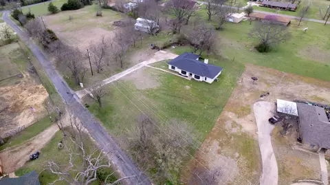 105 Kelsoe Dr, Sherman, TX 75090