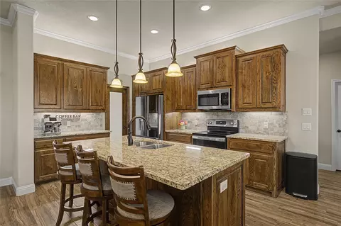 Kitchen - 1041 Tex Ln, Springtown, TX 76082 photo 1 of 4
