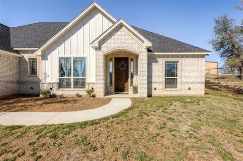 Exterior - 1041 Tex Ln, Springtown, TX 76082 photo 2 of 8
