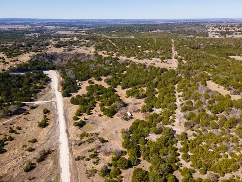 7246 Private Road 3804, No City, TX 76528