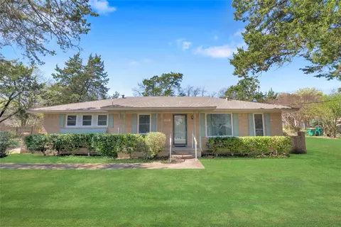 1020 Tower Dr, Cedar Hill, TX 75104