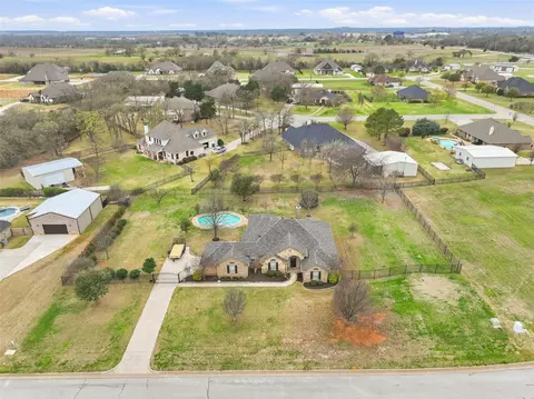 4008 Glenwood Dr, Joshua, TX 76058