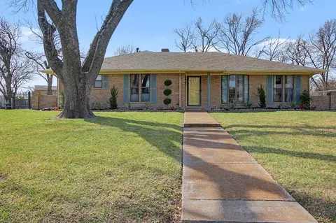 208 Ashe Bend Dr, Rockwall, TX 75087