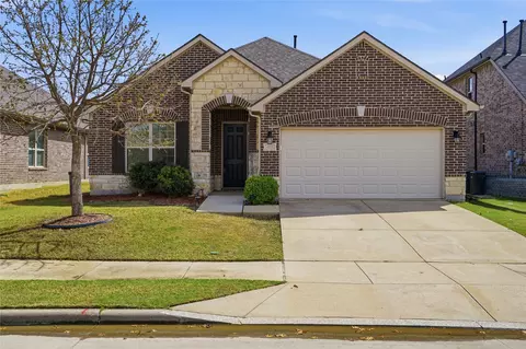 613 Sundrop Dr, Little Elm, TX 75068