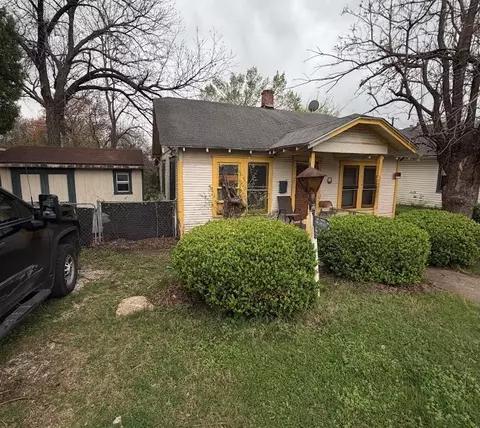 1306 E Waco Ave, Dallas, TX 75216