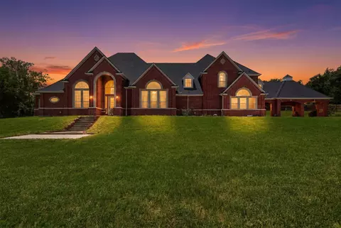 451 Land Of Goshen Dr, Springtown, TX 76082
