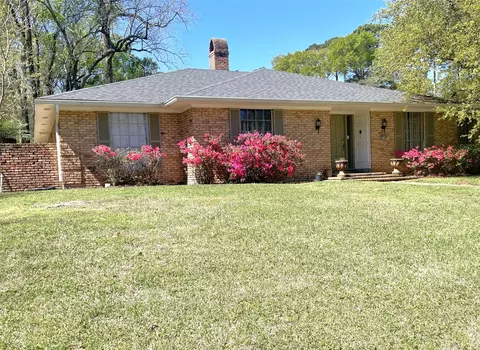 8418 Creswell Rd, Shreveport, LA 71106