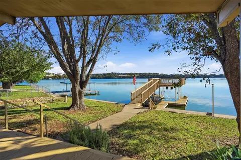4016 Linda Ct, Granbury, TX 76048