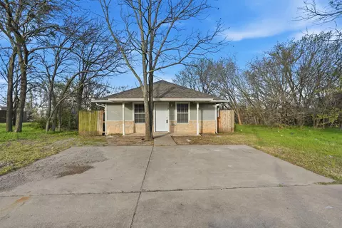 510 S First St, Sherman, TX 75090