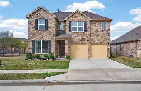 6049 Iron Creek Rd, Fort Worth, TX 76137