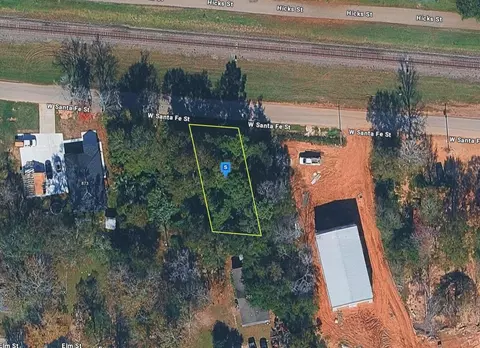 855 W Santa Fe St, Conroe, TX 77301