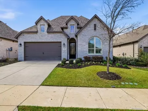 4105 Crossroads Ct, Oak Point, TX 75068