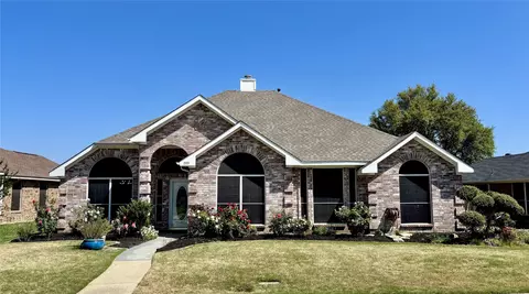 1553 Waterford Dr, Lewisville, TX 75077