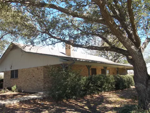 10211 Bluebonnet Dr, Scurry, TX 75158