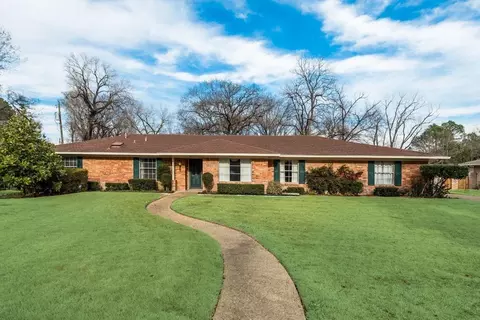 1821 Dartmouth Ln, Corsicana, TX 75110